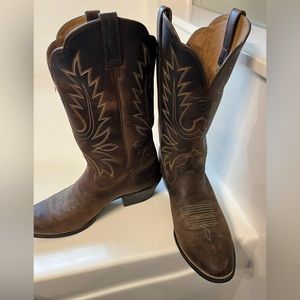 Ariat brown women’s boots
